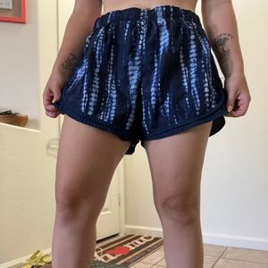 Athletic shorts